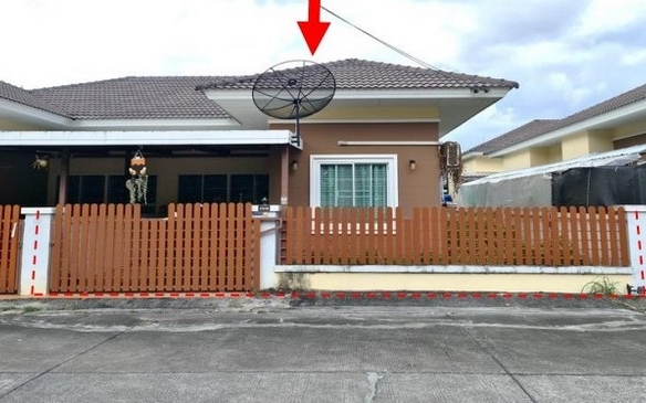 ขายบ้านแฝด หมู่บ้านนราสิริ ถนนระเวิง-ปลวกแดง ปลวกแดง จังหวัดระยอง