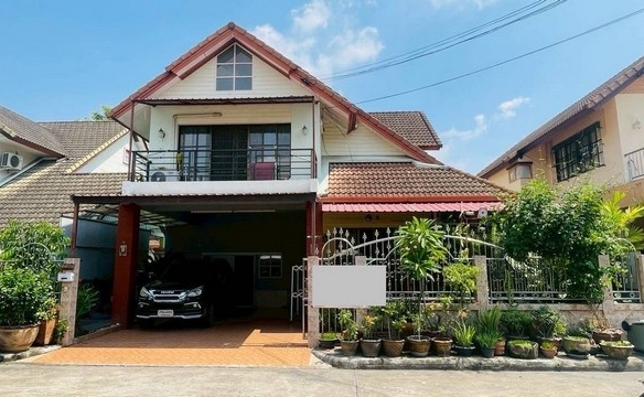 ขายและให้เช่าบ้านเดี่ยวศรีราชาชลบุรี บ้านเดี่ยว 2 ชั้น ทำเลทอง หมู่บ้านคันทรี่โฮม2 ศรีราชา เนื้อที่ดิน 63 ตรว. 5 ห้องนอน 4 ห้องน้ำ