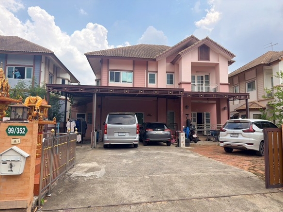 ขายด่วน! บ้านเดี่ยวหลังใหญ่ แปลงพิเศษ 97.1 ตร.ว. หมู่บ้านจรูญรัตน์ ปาร์ควิลล์ ปทุมธานี