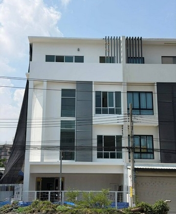 รหัสC7172 ให้เช่าทาวน์โฮม Home Office Luxury ย่านลาดพร้าว-วังหิน ใกล้ BTS เสนา