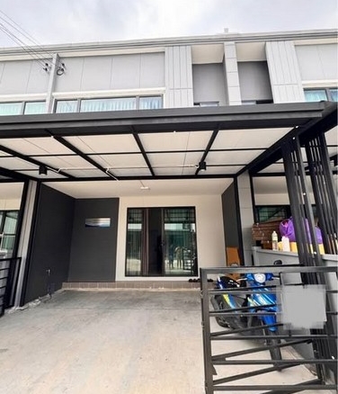 svs346 ให้เช่า ทาวน์โฮม 2 ชั้น พร้อมอยู่ หมู่บ้านพลีโน่ศรีนครินทร์ – เทพารักษ์ เดินทางสะดวก