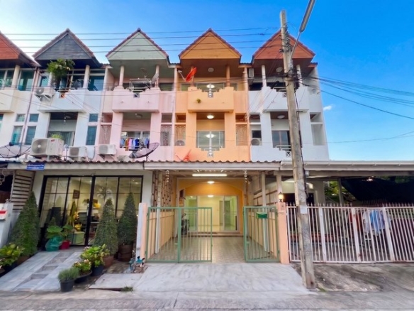 cx ขายทาวน์เฮาส์ สัมมากร รามคำแหง 112 Tel.0999983897