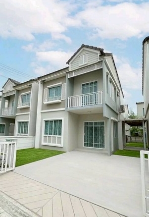 Svs350 ให้เช่า ทาวน์โฮมสไตล์บ้านเดี่ยว เดอะวิลเลจ บางนา-วงแหวน 2