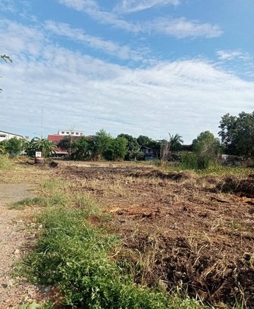 ขายที่ดิน 150 ตร.ว. เฉลิมพระเกียรติ ร.9 ซอย 6 แยก 3 ทำเลดี ใกล้สวนหลวง ร.9 และซีคอนสแควร์